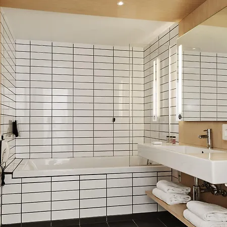 Hotel Comwell Borupgaard 4*